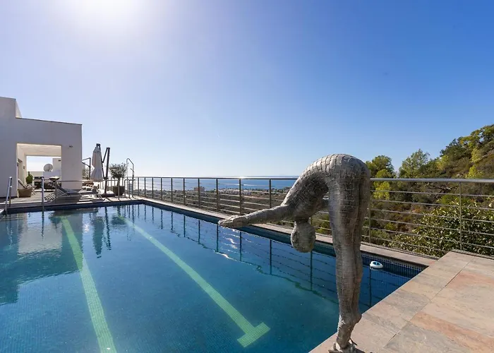 Seventh Heaven-Luxury Villa